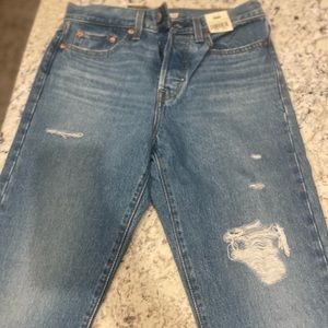 Levi’s Wedgie Icon Distressed Tapered Jeans